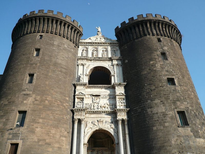 castel-nuovo