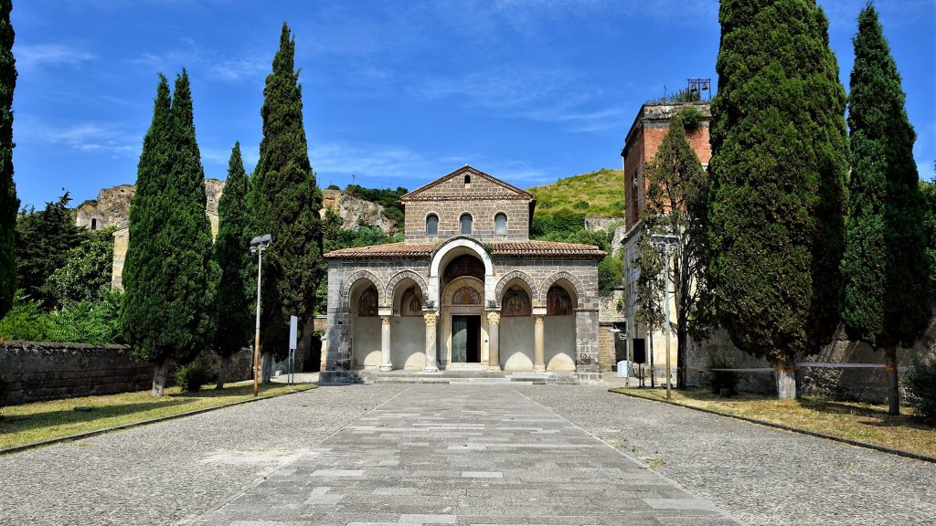 I Percorsi della Croce: itinerario in Campania delle croci più antiche